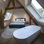 Hotel Château De La Bribourdière 4*