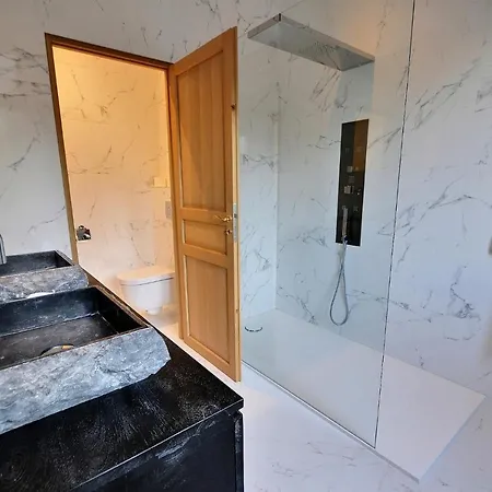 Hotel Chateau De La Bribourdiere 4*