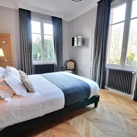 호텔 Chateau De La Bribourdiere Putot-en-Auge