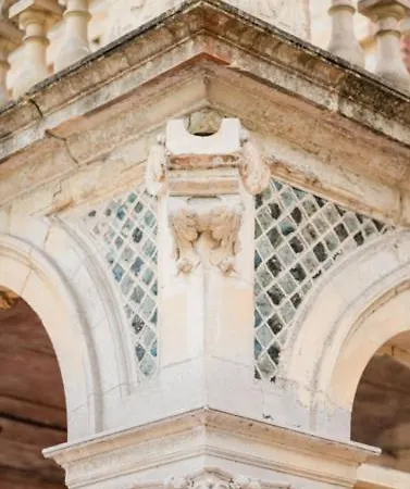 Chateau De La Bribourdiere Отель