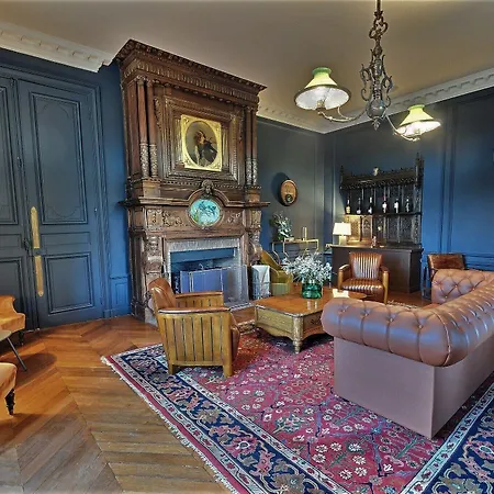 Chateau De La Bribourdiere Отель 4*