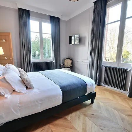 Château De La Bribourdière 4* Putot-en-Auge