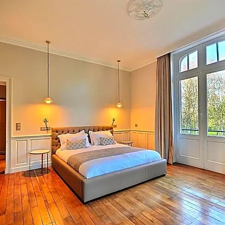 Chateau De La Bribourdiere 4*