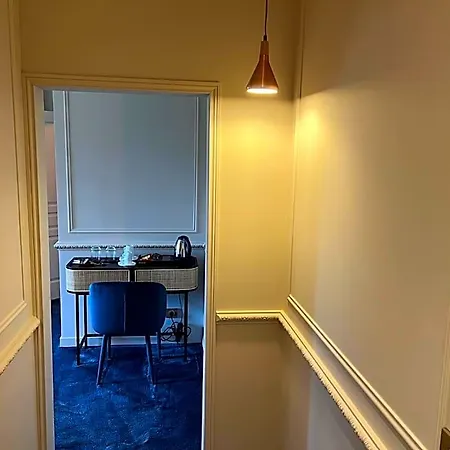 Chateau De La Bribourdiere Отель 4*