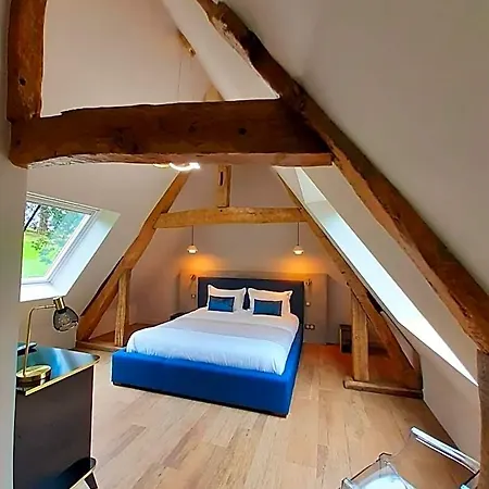 Chateau De La Bribourdiere 4* Putot-en-Auge