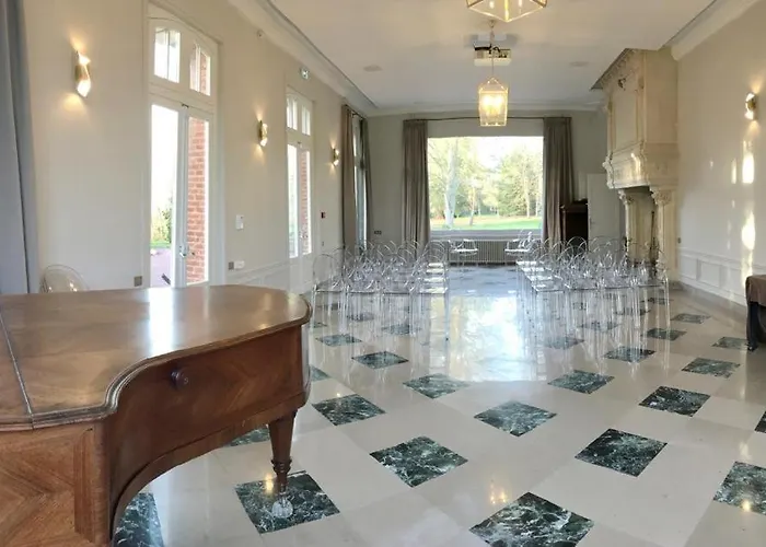 Hotel Chateau De La Bribourdiere Putot-en-Auge