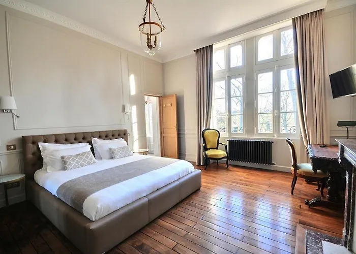 Château De La Bribourdière Hotel