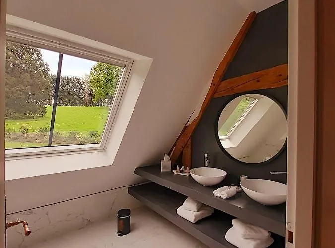 Château De La Bribourdière 4*