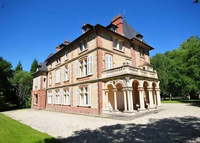 Chateau De La Bribourdiere