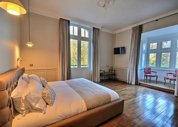 Chateau De La Bribourdiere Hotel Putot-en-Auge